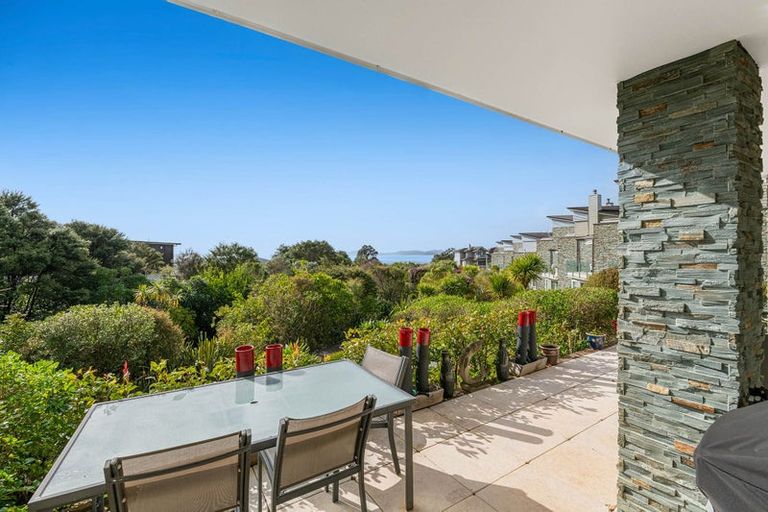 Photo of property in 5 Little Compton Mews, Snells Beach, 0920