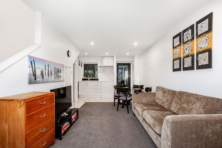 Photo of property in 6/10 Avery Grove, Boulcott, Lower Hutt, 5011