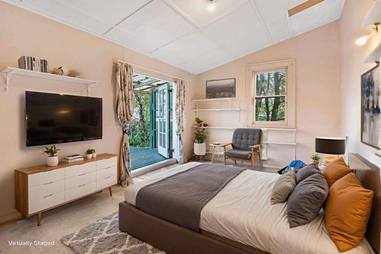 Photo of property in 21 Neidpath Road, The Glen, Dunedin, 9011