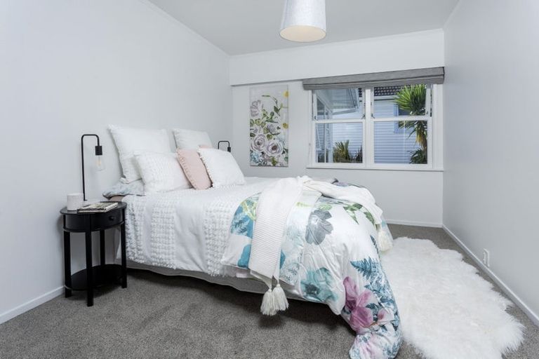 Photo of property in 6 Monarch Avenue, Hillcrest, Auckland, 0627