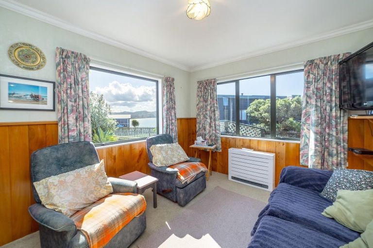 Photo of property in 48 Balfour Crescent, Castlepoint, Tinui, 5889