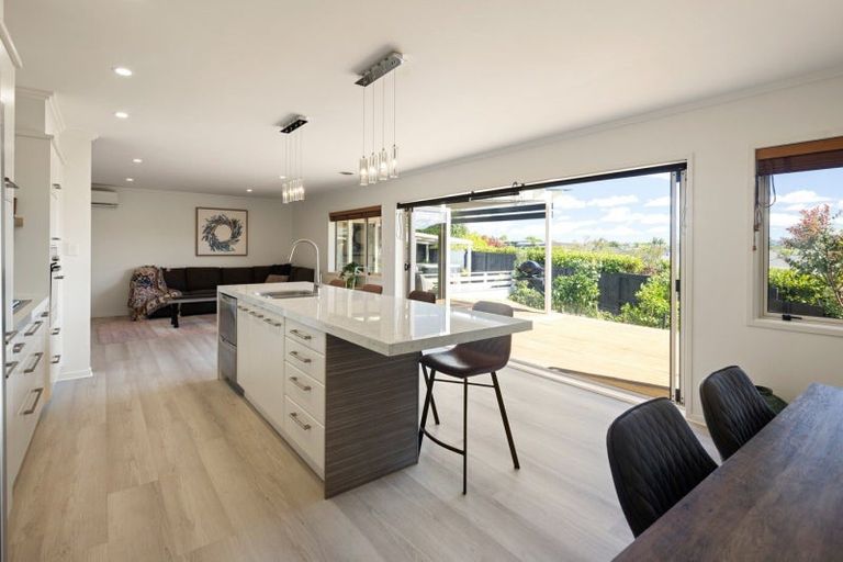 Photo of property in 15 Bentley Rise, Flagstaff, Hamilton, 3210