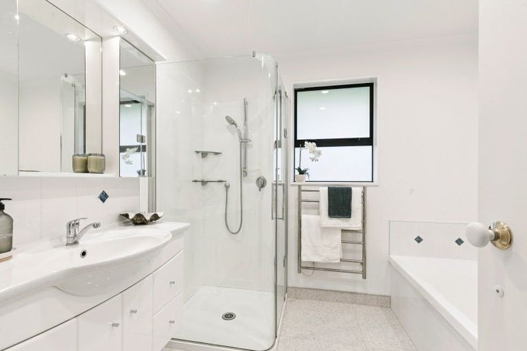 Photo of property in 93a Townsend Road, Miramar, Wellington, 6022