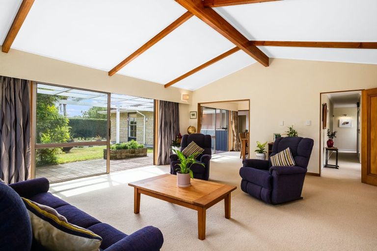 Photo of property in 309 Te Moana Road, Waikanae, 5036