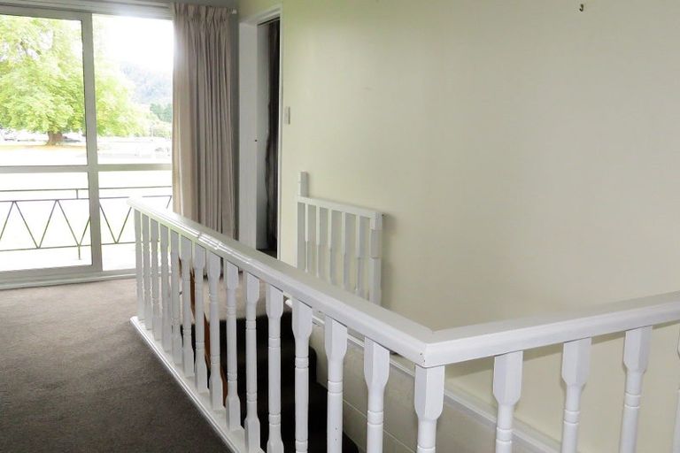 Photo of property in 7 Crampton Road, Reefton, 7830