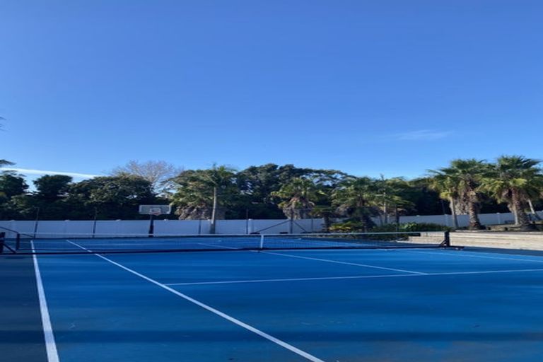 Photo of property in Santa Rosa, 2/340 Gulf Harbour Drive, Gulf Harbour, Whangaparaoa, 0930