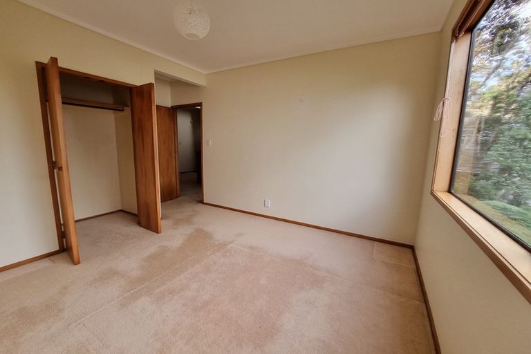 Photo of property in 58 Rosecamp Road, Beach Haven, Auckland, 0626