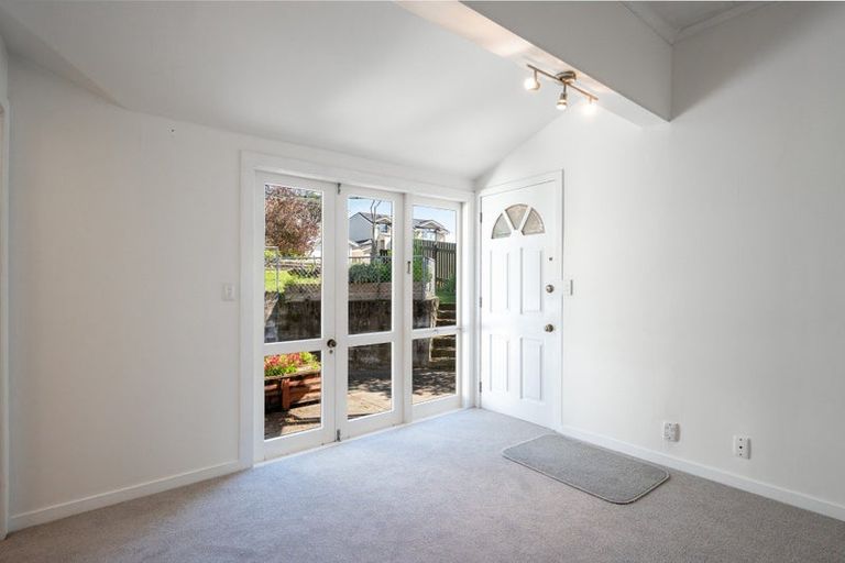 Photo of property in 24 Victoria Heights, Stepneyville, Nelson, 7010