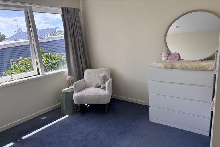 Photo of property in 1/21 Peter Terrace, Castor Bay, Auckland, 0620