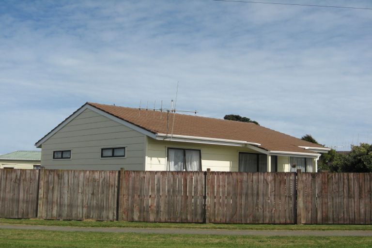 Photo of property in 109b Cornfoot Street, Castlecliff, Whanganui, 4501