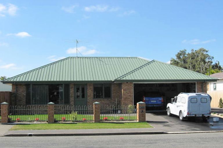 Photo of property in 2/19 Grey Street, Ashburton, 7700