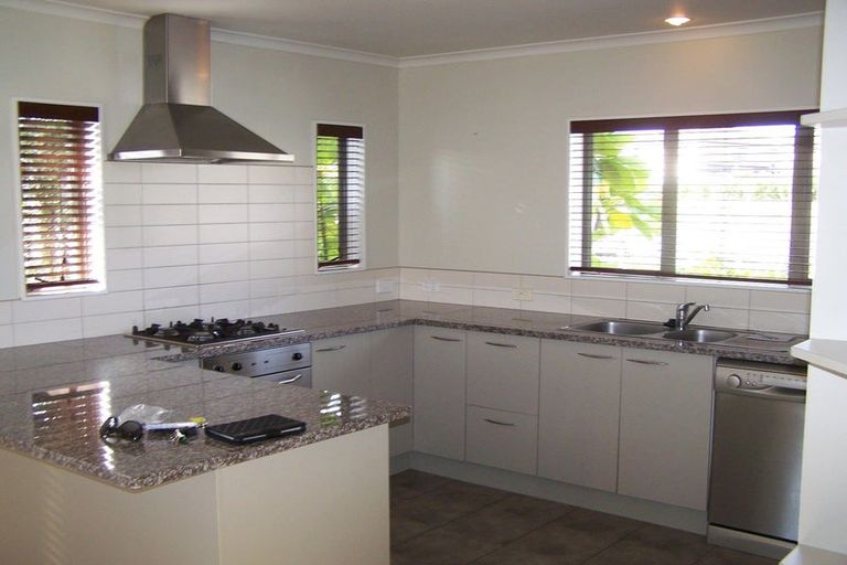 Photo of property in 300 Murphys Road, Flat Bush, Auckland, 2019