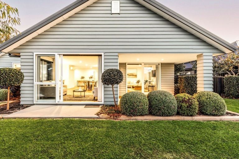 Photo of property in 48 Norfolk Drive, Cambridge, 3434