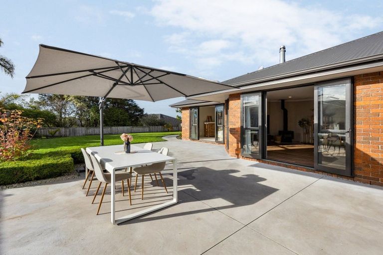 Photo of property in 48 Magellan Rise, Flagstaff, Hamilton, 3210