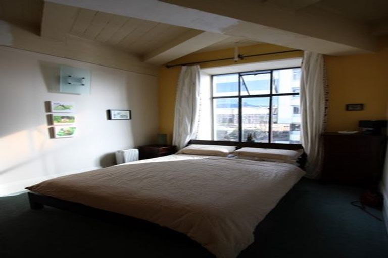 Photo of property in Dominion Apartments, 11/80 Victoria Street, Wellington Central, Wellington, 6011