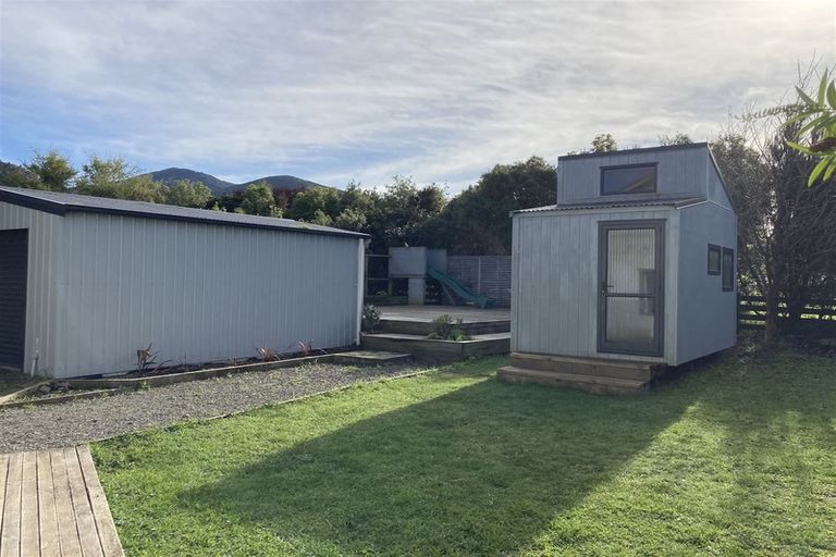 Photo of property in 33 Harrison Street West, Featherston, 5710