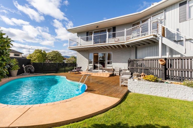 Photo of property in 19 Lemon Street, Otaki, 5512