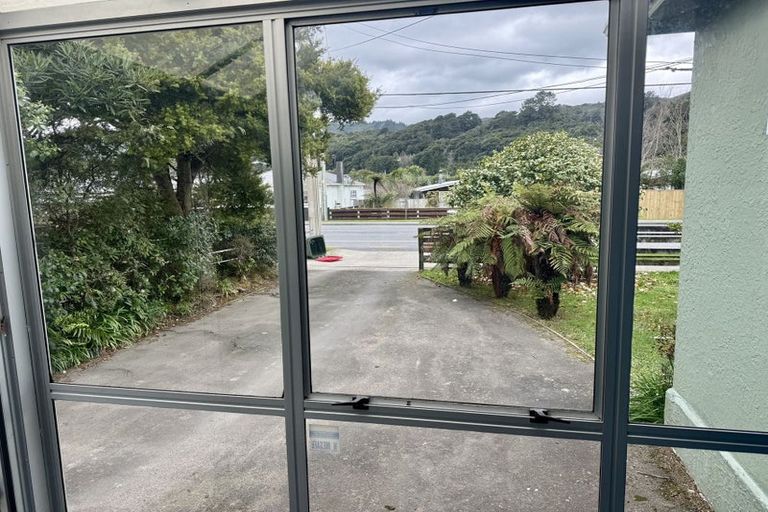 Photo of property in 88 Main Road, Wainuiomata, Lower Hutt, 5014