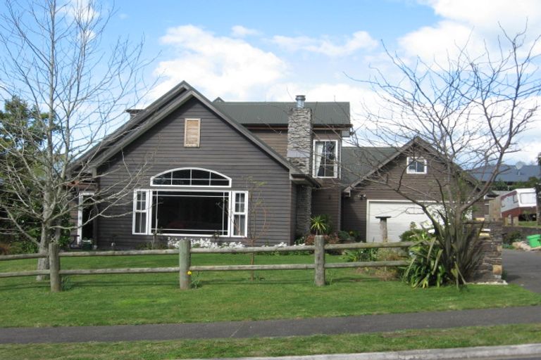 Photo of property in 240 Waitaha Road, Welcome Bay, Tauranga, 3112