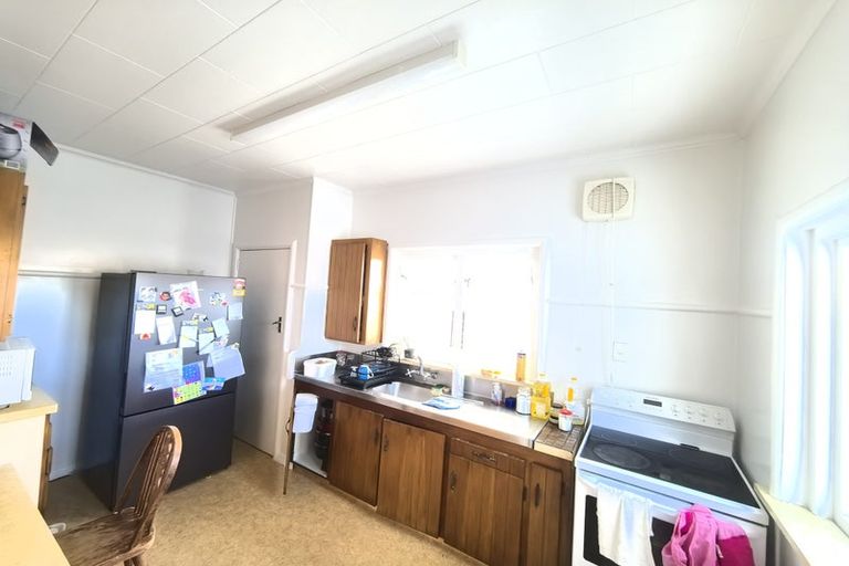 Photo of property in 213 Waterloo Road, Hutt Central, Lower Hutt, 5011