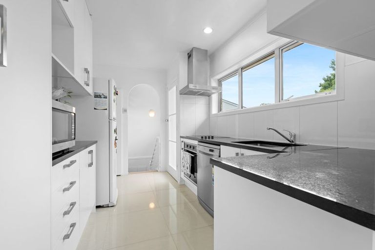 Photo of property in 1/17 Markham Place, Bucklands Beach, Auckland, 2012