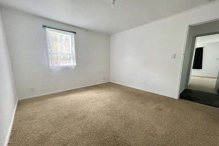 Photo of property in 741 East Coast Road, Browns Bay, Auckland, 0630