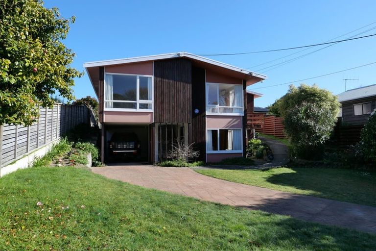 Photo of property in 81 Kiwi Road, Raumati Beach, Paraparaumu, 5032