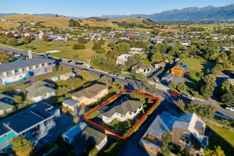 Photo of property in 17 Deal Street, Kaikoura, 7300