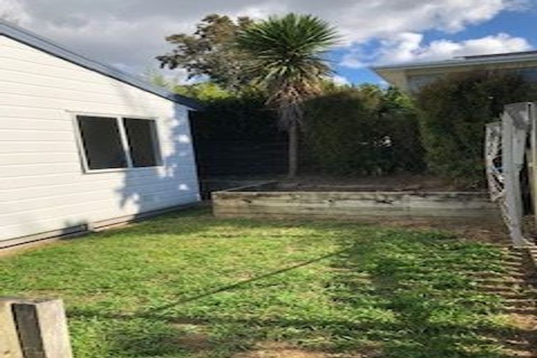 Photo of property in 49a Vincent Street, Howick, Auckland, 2014