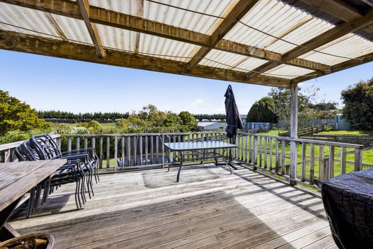 Photo of property in 17 Suther Street, Waverley, 4510