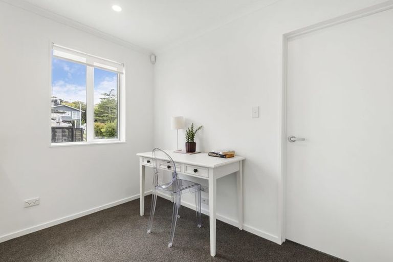 Photo of property in 30 Wyoming Avenue, Murrays Bay, Auckland, 0630