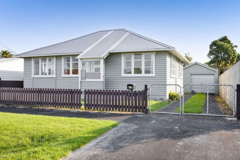 Photo of property in 27 Strange Street, Waitara, 4320