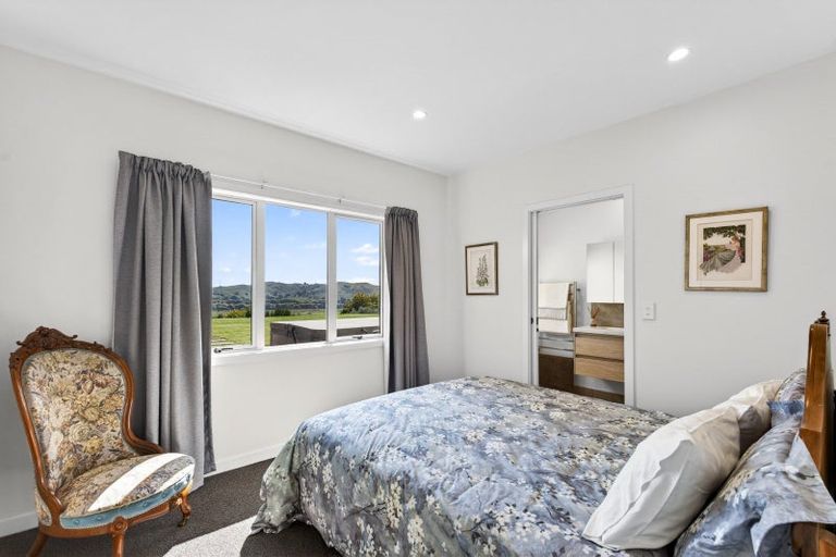 Photo of property in 23 Wheatley Road, Waiohiki, Napier, 4183