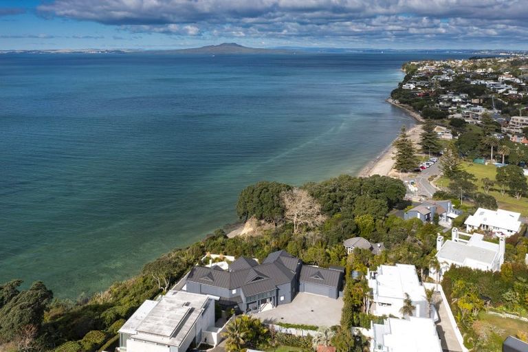 Photo of property in 19 Brighton Terrace, Mairangi Bay, Auckland, 0630