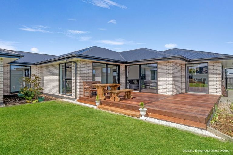 Photo of property in 17 Lusk Street, Rangiora, 7400