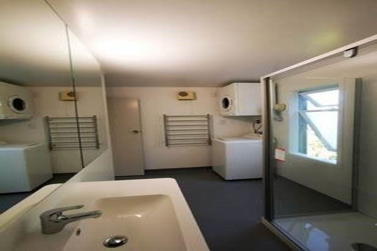 Photo of property in 61c Mortimer Terrace, Brooklyn, Wellington, 6021