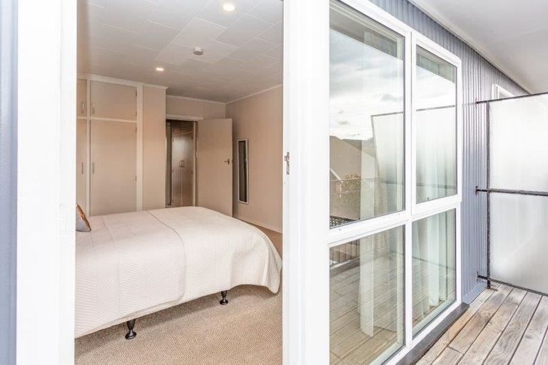 Photo of property in 1/15a Bennett Street, St Albans, Christchurch, 8052