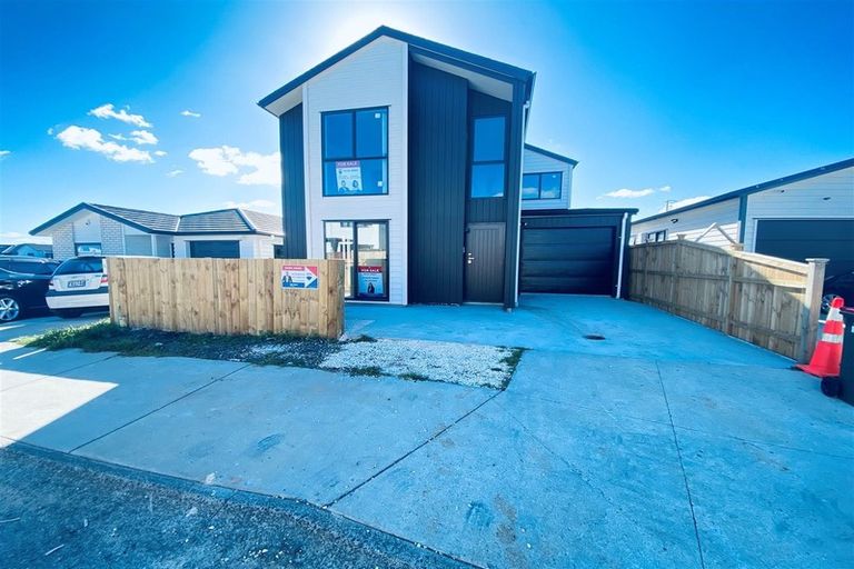 Photo of property in 6 Bliss Court, Takanini, 2110