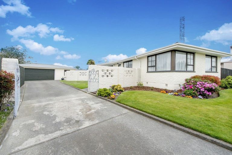 Photo of property in 3 Denise Crescent, Hornby, Christchurch, 8042