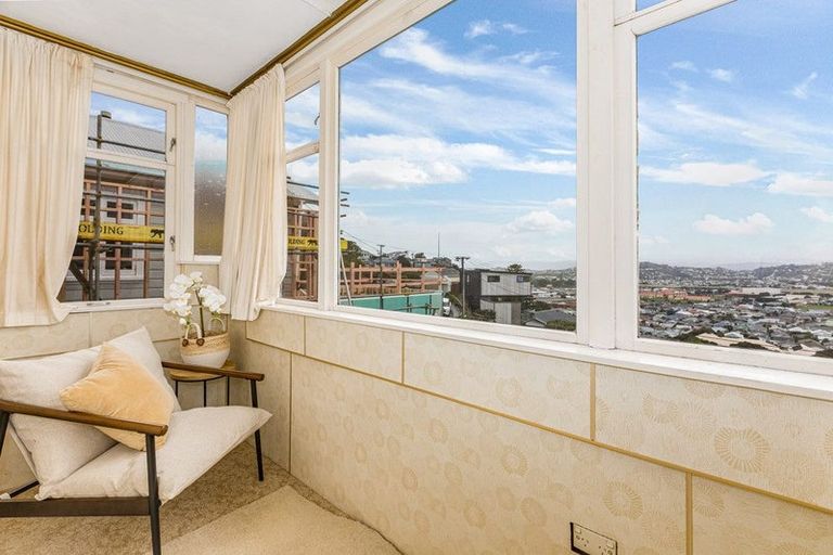 Photo of property in 27 Buckingham Street, Melrose, Wellington, 6023