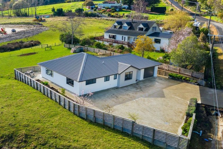 Photo of property in 17 Abbotts Hill Road, Abbotsford, Dunedin, 9018