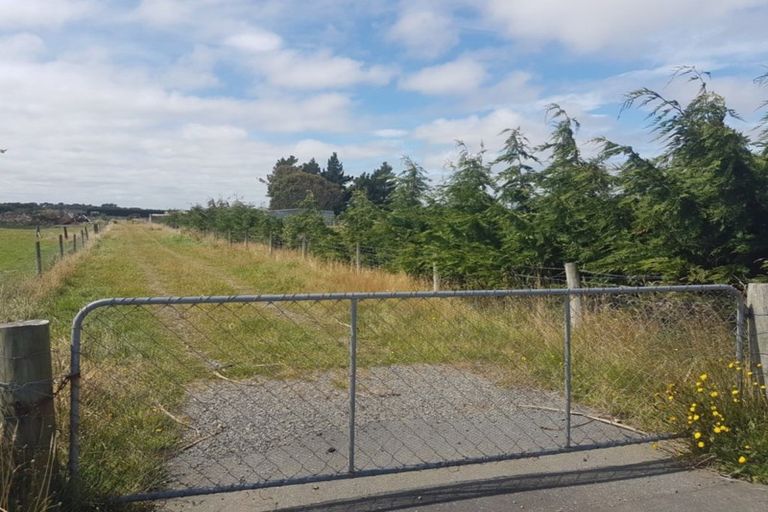 Photo of property in 721 Queens Drive, Waikiwi, Invercargill, 9810