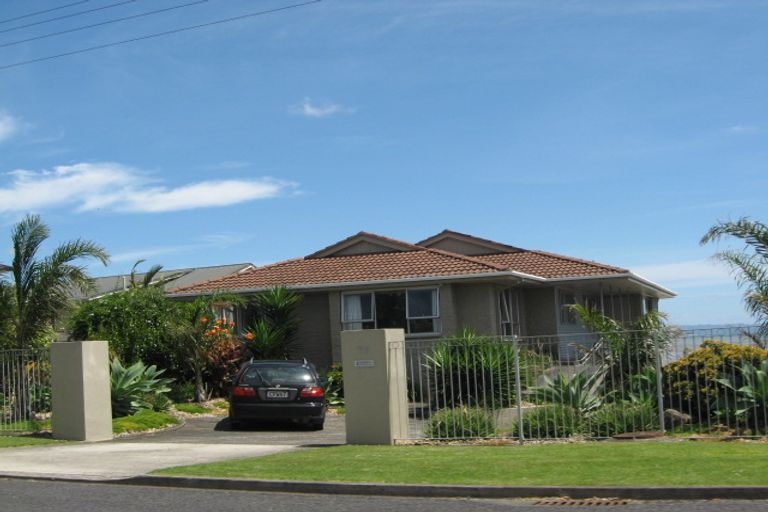 Photo of property in 79 Torkar Road, Clarks Beach, 2122