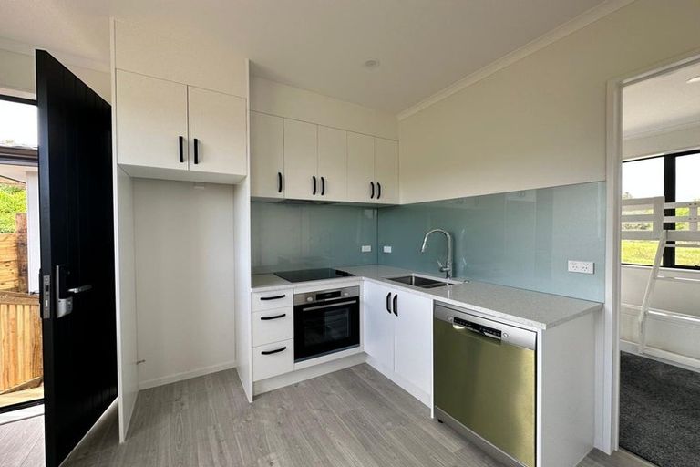 Photo of property in 8a Gracechurch Drive, Flat Bush, Auckland, 2016