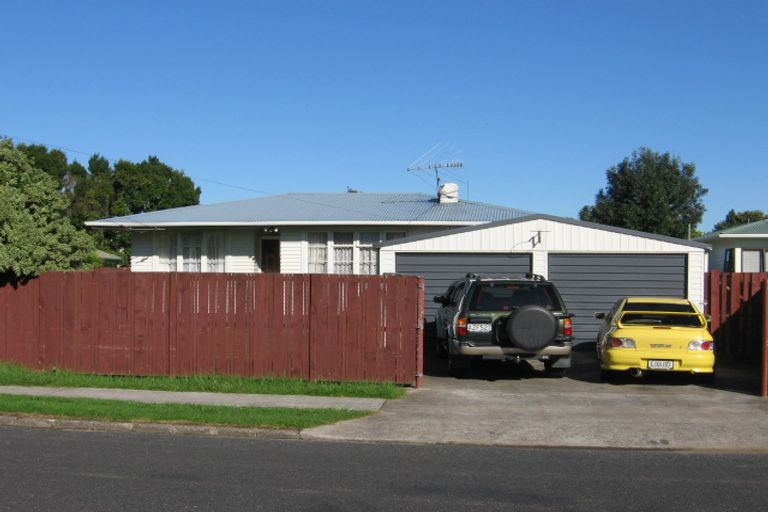 Photo of property in 50 Cambridge Terrace, Papatoetoe, Auckland, 2025