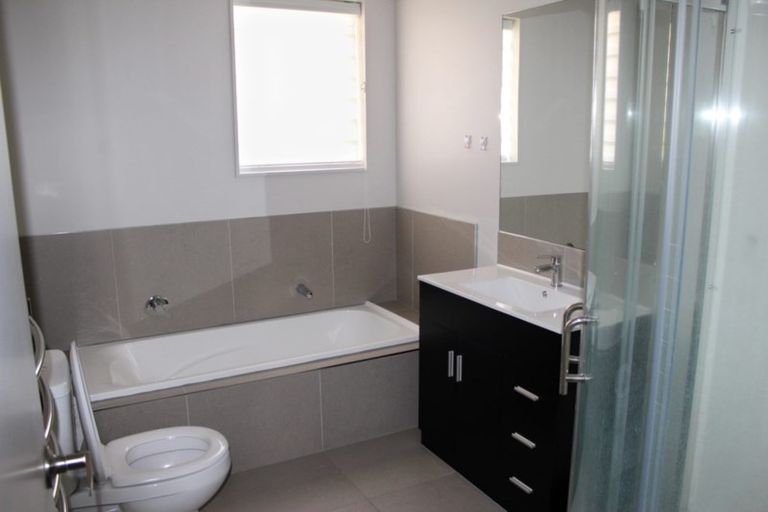 Photo of property in 17 Barwick Place, Huntington, Hamilton, 3210