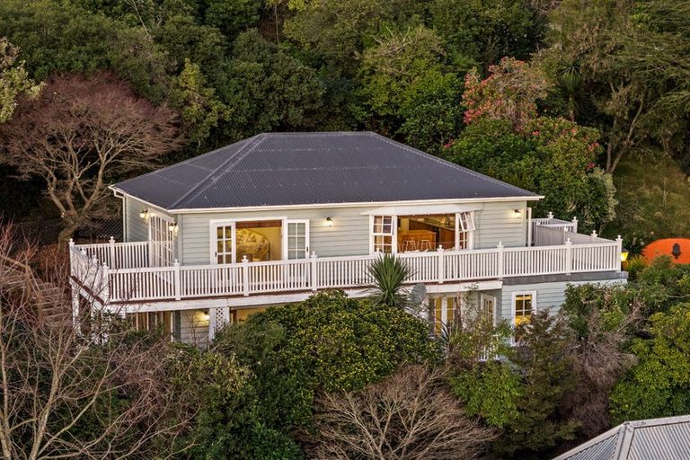 Photo of property in 77 Valley Road, Cashmere, Christchurch, 8022