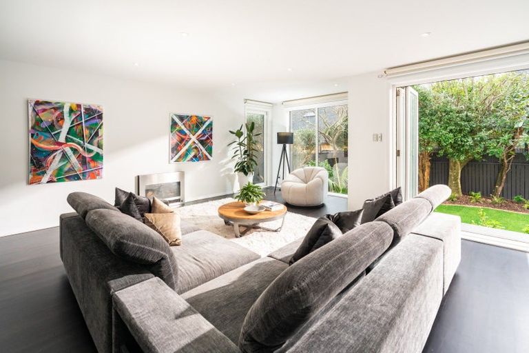 Photo of property in 64 Friend Street, Karori, Wellington, 6012