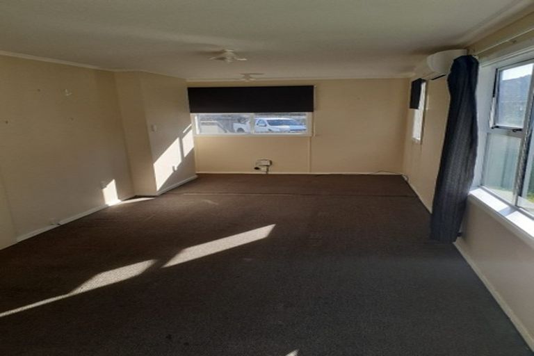 Photo of property in 19 Trevethick Grove, Woburn, Lower Hutt, 5010