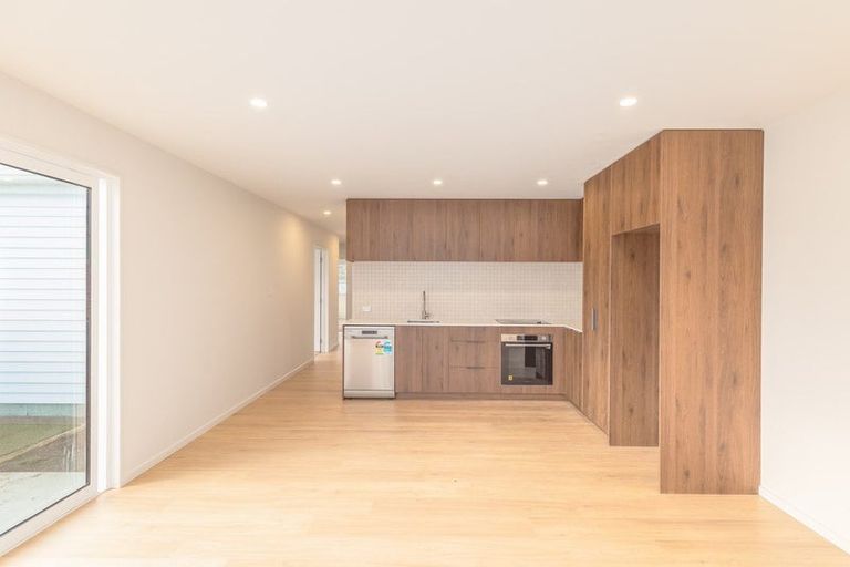 Photo of property in 67 Marriotts Road, North New Brighton, Christchurch, 8083